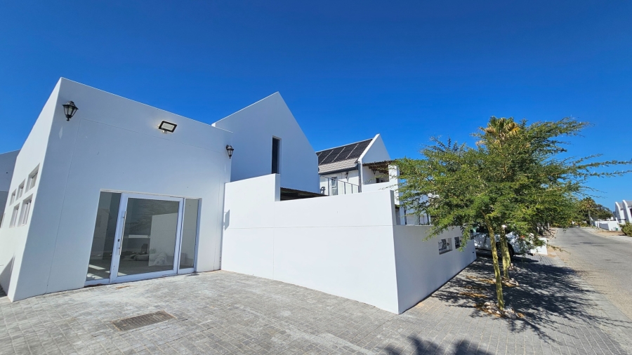 4 Bedroom Property for Sale in Britannia Bay Western Cape